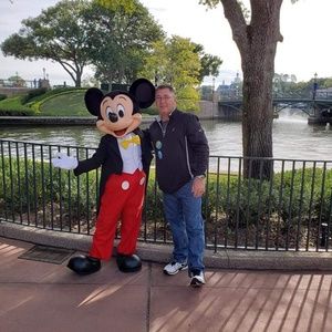 Meet your Posher, Charles